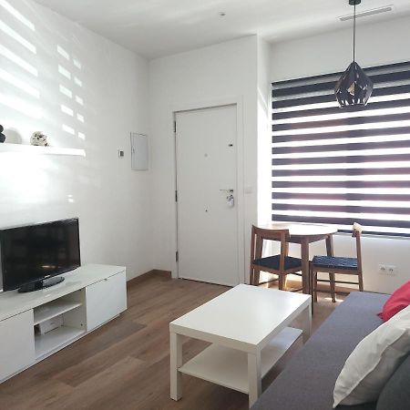 Precioso Estudio Con Dos Ambientes Madrid Exterior photo